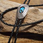 夏は首元にジュエリー！