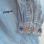 Nasngwam.のFLOWER DENIM SHIRTS