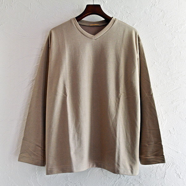 着心地のいい裏毛ロンT