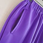 人気のジャージ”LOCALINA×OTSUKAのflare pants”