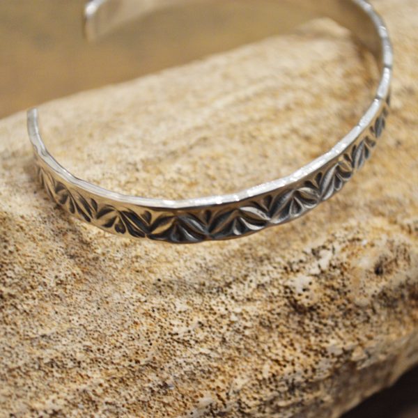 HENRY MARIANOのバングル