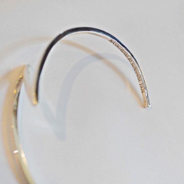 “Nasngwam.×SUNSHINE STUDIO”のLIGHTNING BANGLE