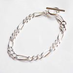 人気のチェーンブレス