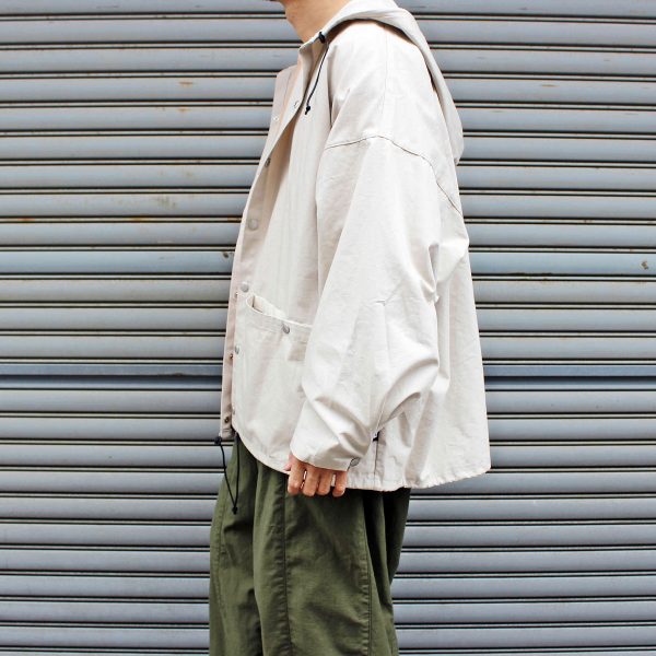 MOUNTAIN EQUIPMENTのUTILITY OVER PARKA