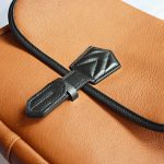 極上鹿革Doeskinのショルダーバッグ