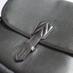 極上鹿革Doeskinのショルダーバッグ