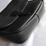 極上鹿革Doeskinのショルダーバッグ