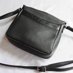 極上鹿革Doeskinのショルダーバッグ