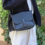 極上鹿革Doeskinのショルダーバッグ