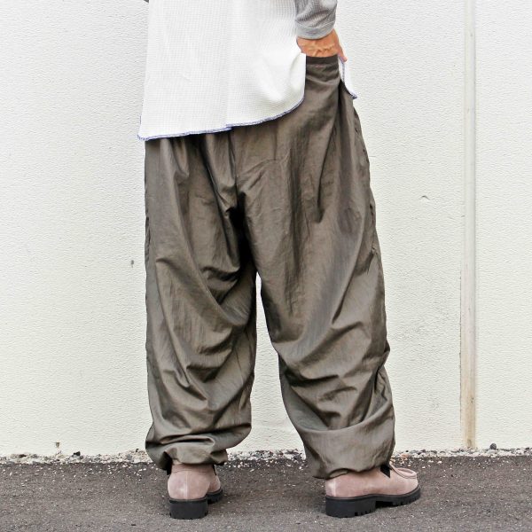 ”LOCALINA”～HOPPING NYLON PANTS～