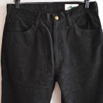 Nasngwam.のコーデュロイフレアパンツ