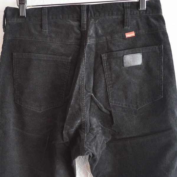 Nasngwam.のコーデュロイフレアパンツ