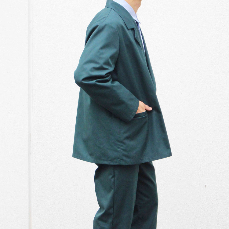 BASISBROEKのセットアップスタイル