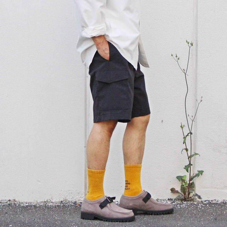 GRUKHA CARGO PANTSでスタイリング