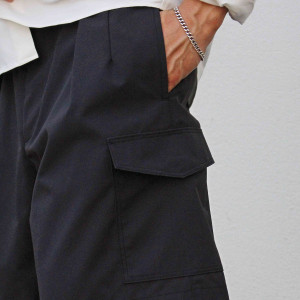 GRUKHA CARGO PANTSでスタイリング