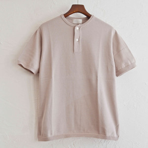 sogliaのコットンニットヘンリーTee