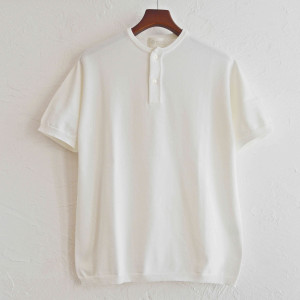 sogliaのコットンニットヘンリーTee