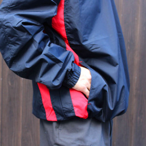 Sport-Tekのウィンドシャツ