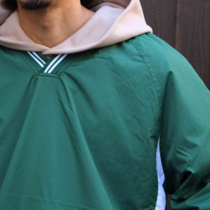 Sport-Tekのウィンドシャツ