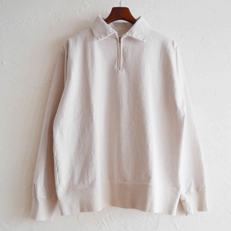 N.O.UNの新作ハーフジップ