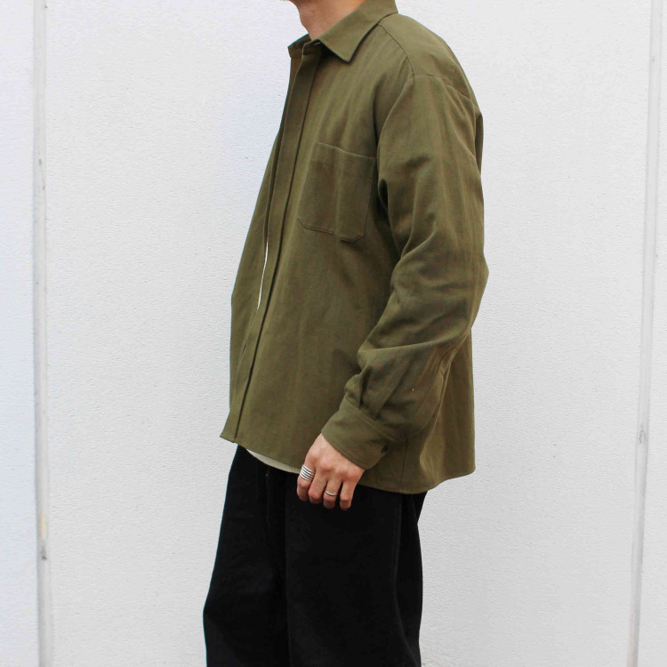 BASISBROEKの新型シャツ~SECON~
