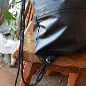 リメイクラバーナップサック