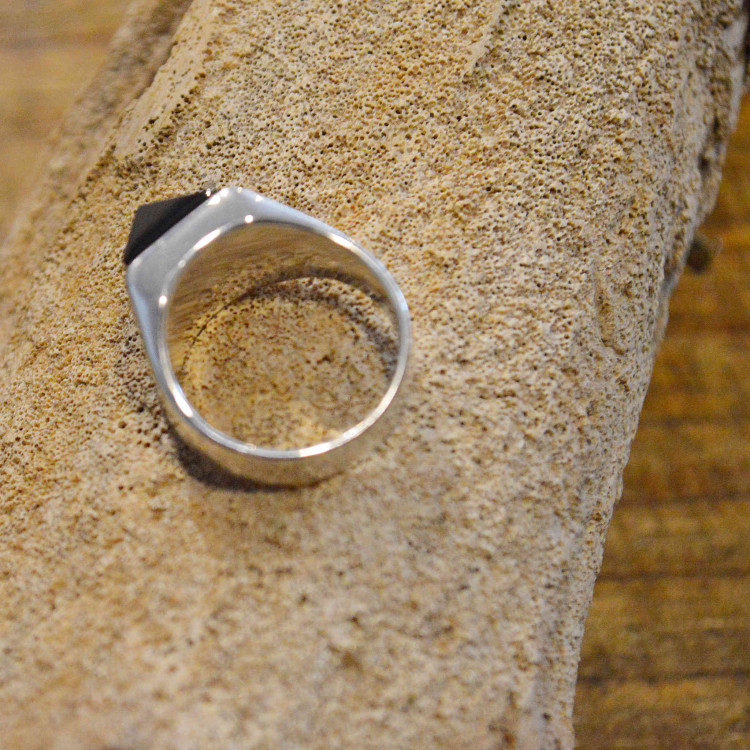 Nasngwam.のリング2型が明日発売