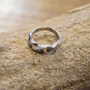 日常を少しだけ特別にしてくれるジュエリー