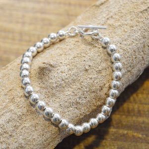 日常を少しだけ特別にしてくれるジュエリー