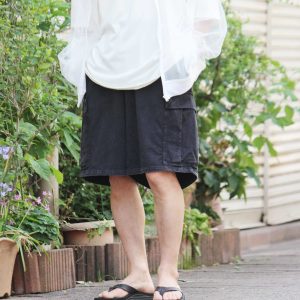 リアルな色褪せ感を纏ったイージーカーゴショーツ