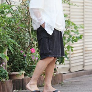 リアルな色褪せ感を纏ったイージーカーゴショーツ