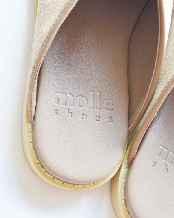 molleshoesの看板モデルからコンフォートスタイルが待望の登場