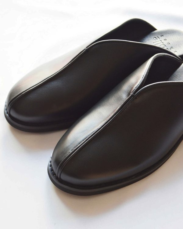 molleshoesの看板モデルからコンフォートスタイルが待望の登場