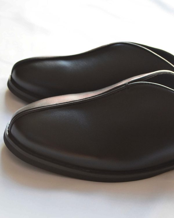 molleshoesの看板モデルからコンフォートスタイルが待望の登場