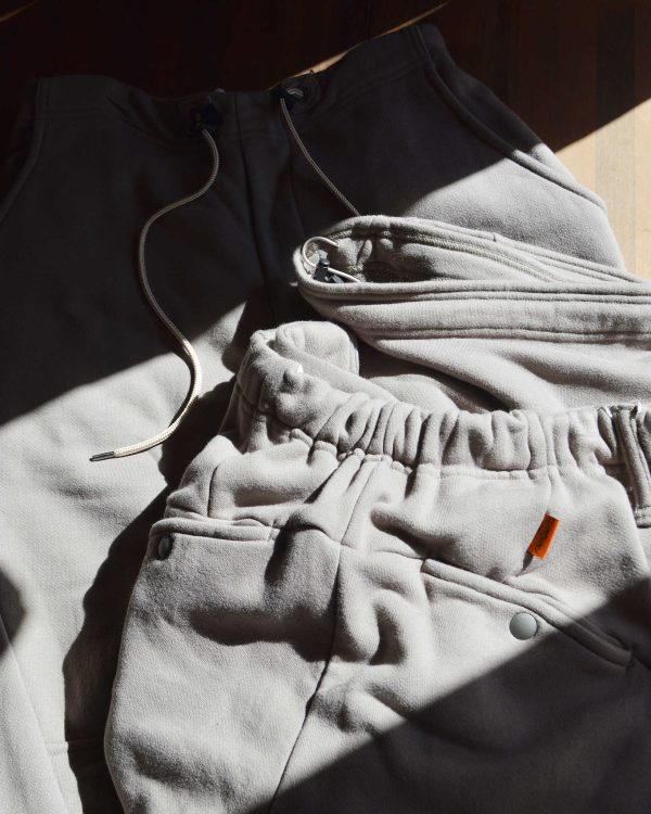 Nasngwam.～DRAPING SWEAT PANTS～9.6.Sat…Launch