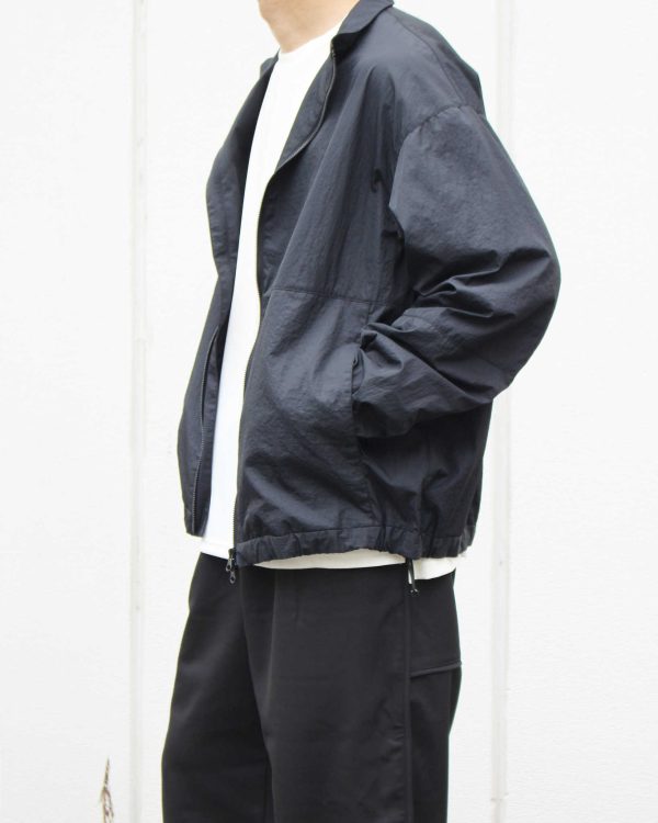 POCKETABLE NYLON BLOUSON