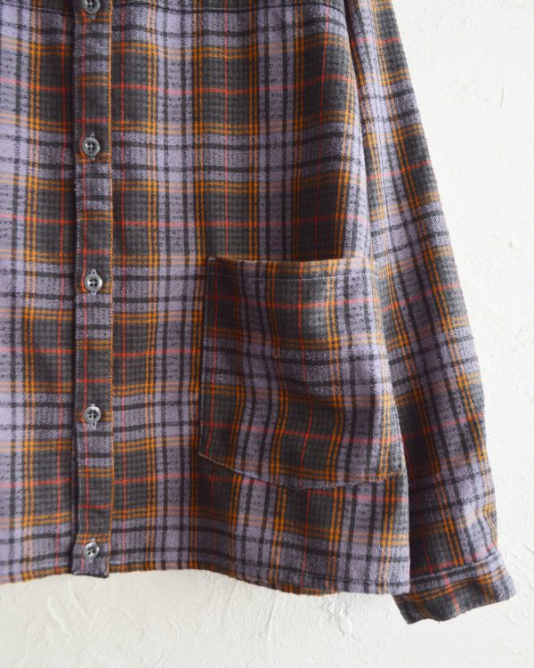 季節をまたいで使えるLIVE CHECK JKTが本日発売