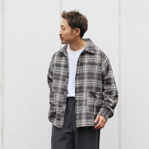 ラフに羽織れて、どこか上品。大人のチェックJKT