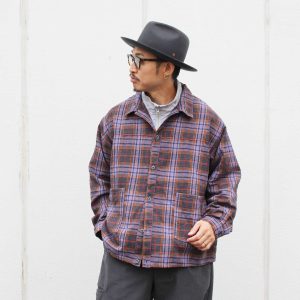 ラフに羽織れて、どこか上品。大人のチェックJKT