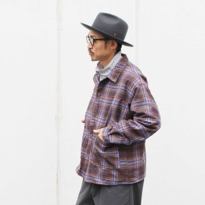 ラフに羽織れて、どこか上品。大人のチェックJKT