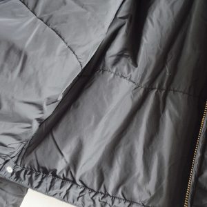 軽やかに暖かく、N.O.UN定番ブルゾン