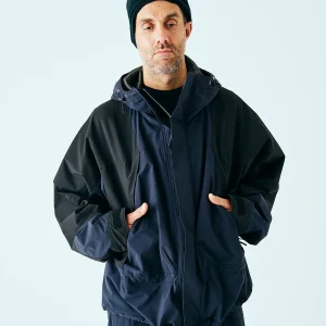 BASISBROEKの名作が機能素材で復活！