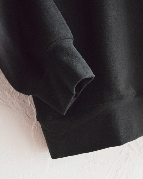 LOUNGE SUEDE HIGH NECK SWEAT