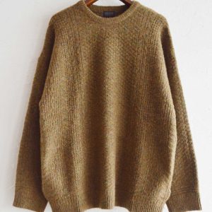 立体感と柔らかさを併せ持つ、病みつきミックスニット。