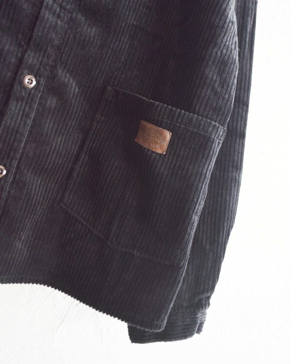 ちょうど良さを極めたシャツジャケット