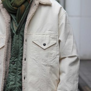 IMPRESTOREのDenim boa jacketスタイル