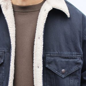 IMPRESTOREのDenim boa jacketスタイル