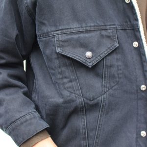 IMPRESTOREのDenim boa jacketスタイル