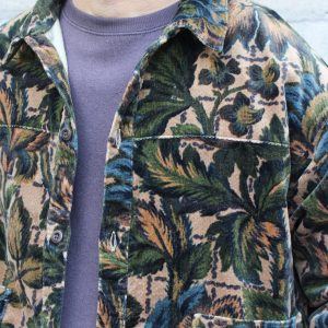 HYPERION JACKETの着用イメージ