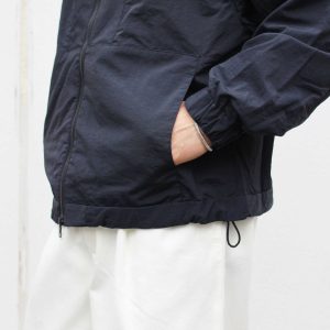 LIGHT SHELL STAND BLOUSON